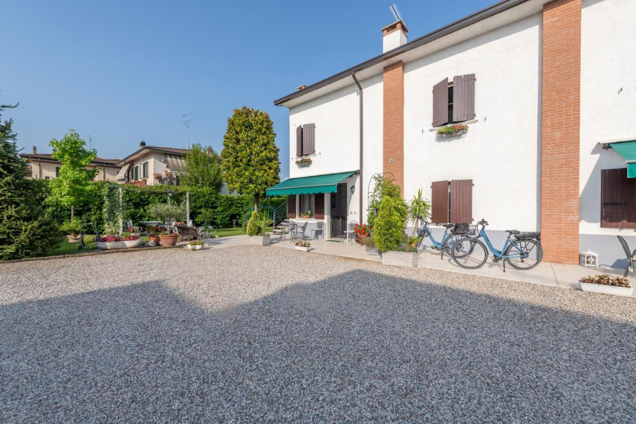 Casacobelli Villa Monzambano Exteriör bild