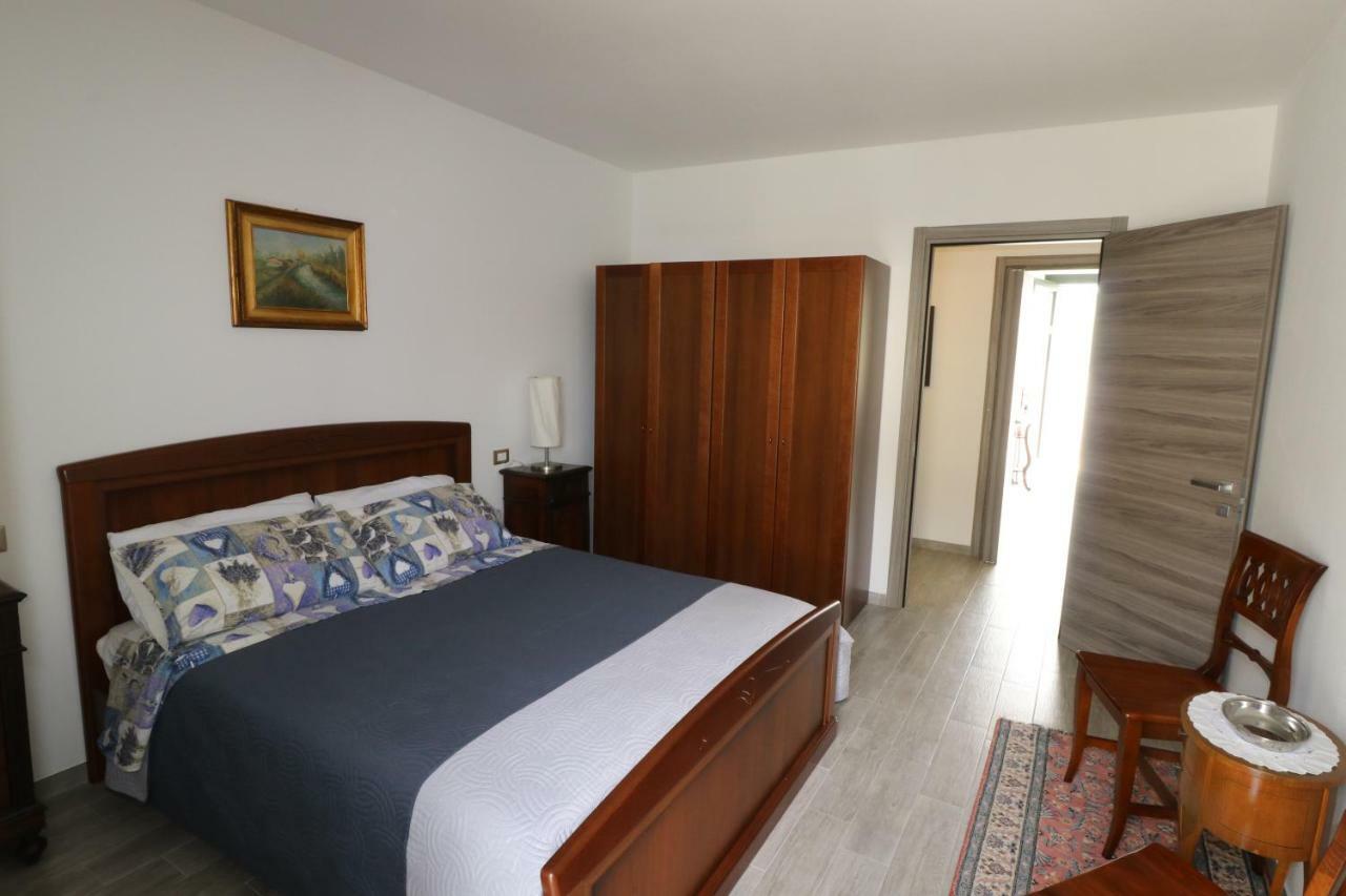 Casacobelli Villa Monzambano Exteriör bild